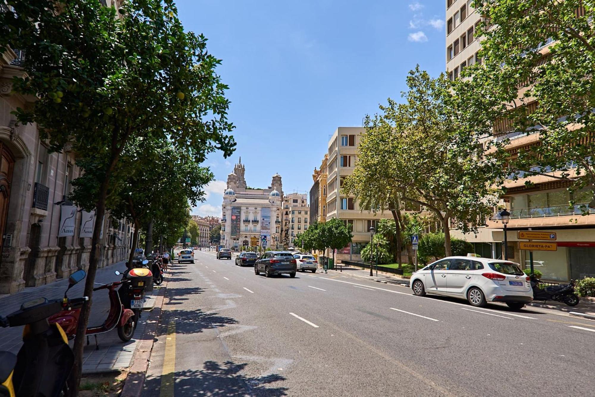 Musico Turia Gardens Apartment Valencia Exterior photo